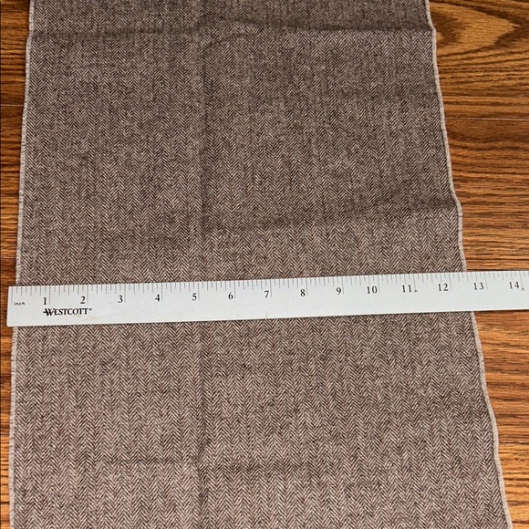 Pendleton Vintage 60 Tan and Brown Virgin Wool Scarf Made in USA - Picture 7 of 7